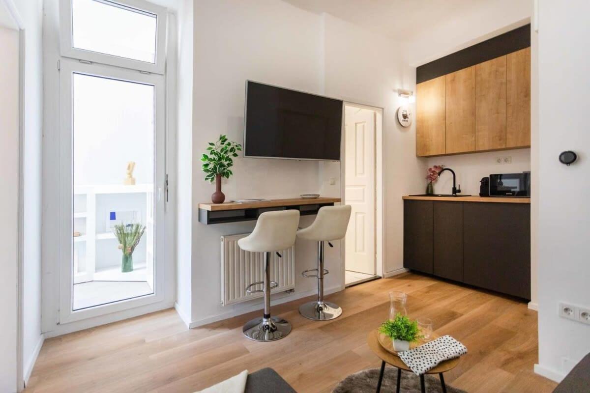 Niko And Sofia'S Apartment Urban Stay Zagreb Ngoại thất bức ảnh