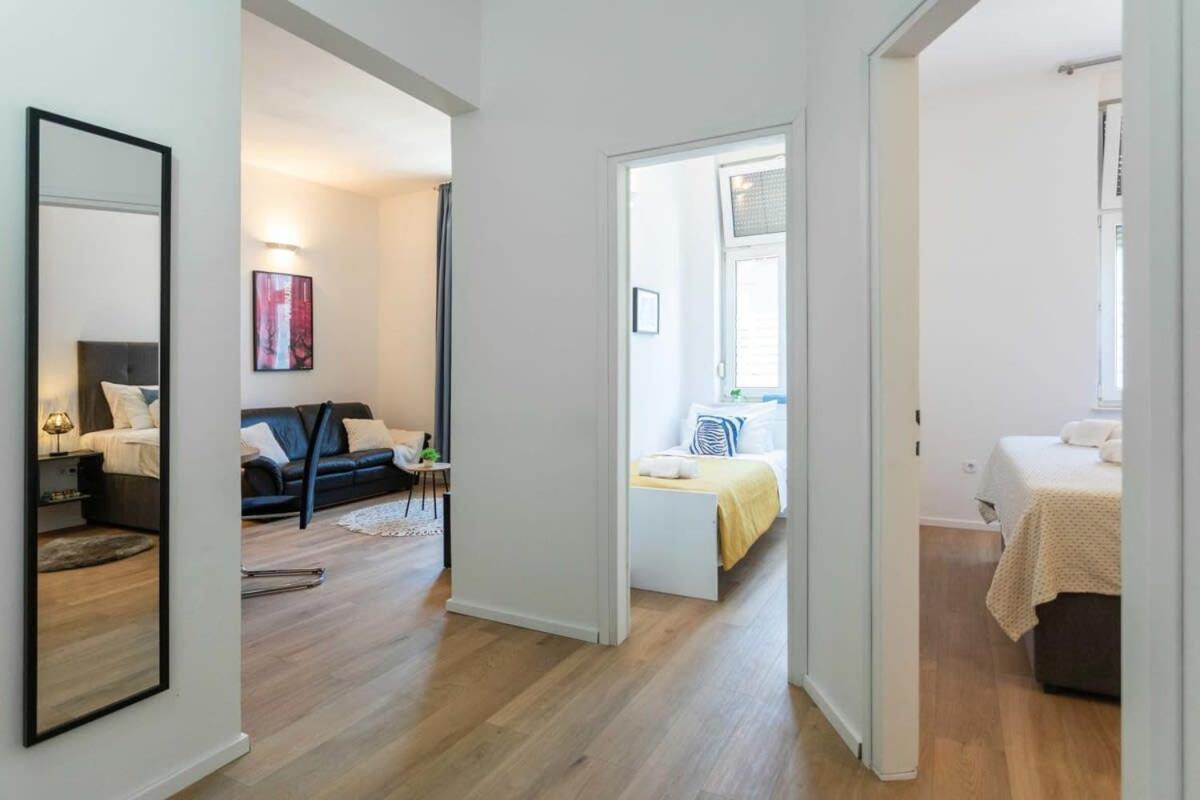 Niko And Sofia'S Apartment Urban Stay Zagreb Ngoại thất bức ảnh
